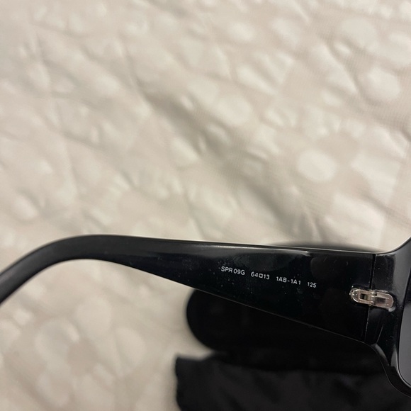 Prada black square logo unisex sunglasses - Picture 7 of 8